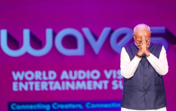 PM Modi Inaugurates First WAVES Summit in Mumbai to Transform India's Media & Entertainment Landscape